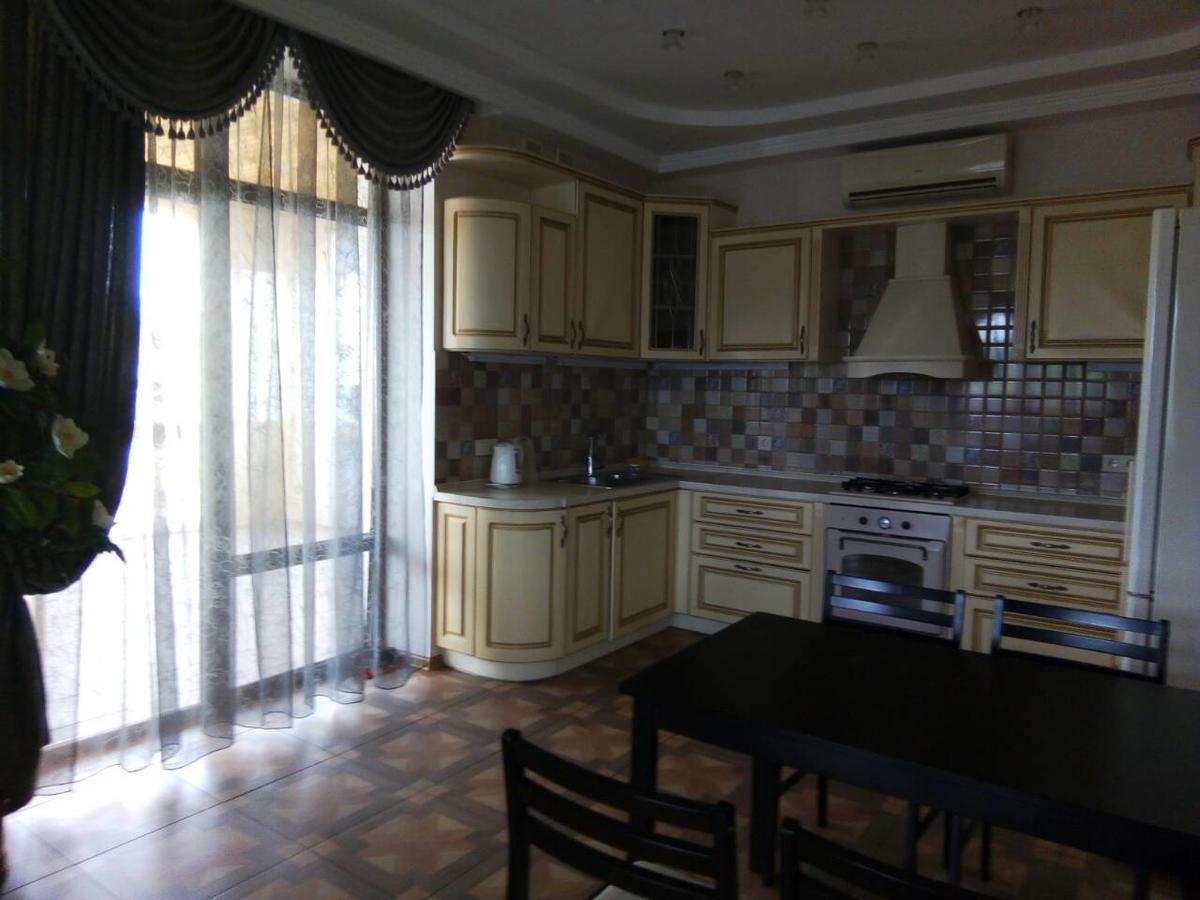 Hotel Aquarius Чорноморськ Екстер'єр фото